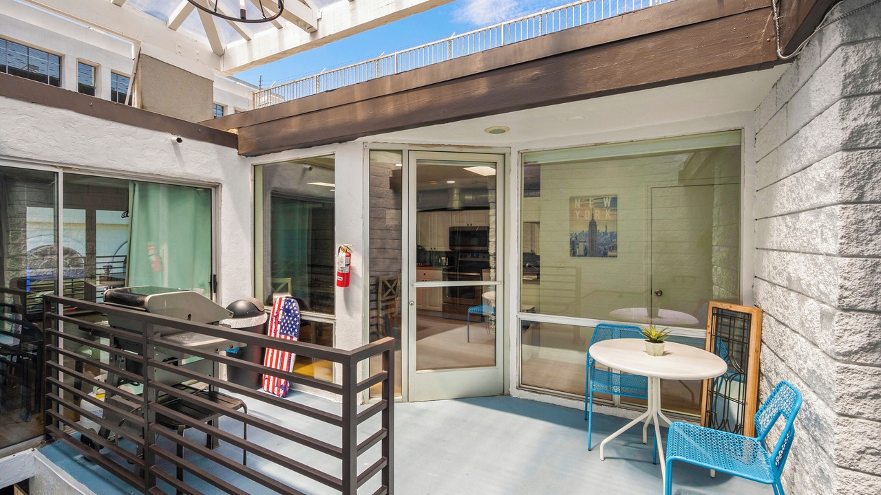 Photo of Outdoor in Cortez Hill