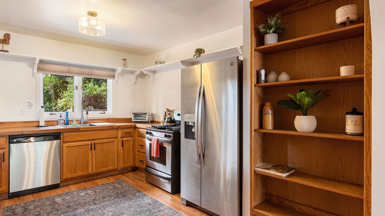 Photo of Kitchen in Upper Lake