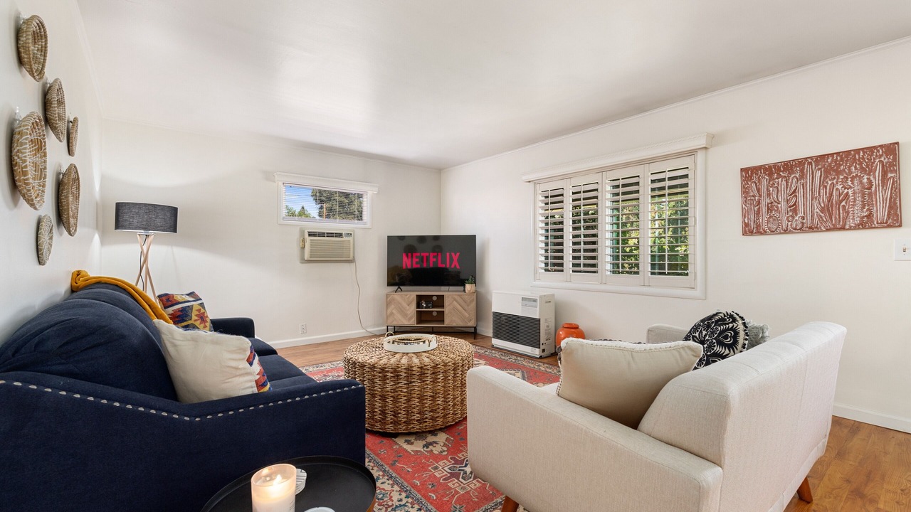 Photo of Livingroom in Upper Lake