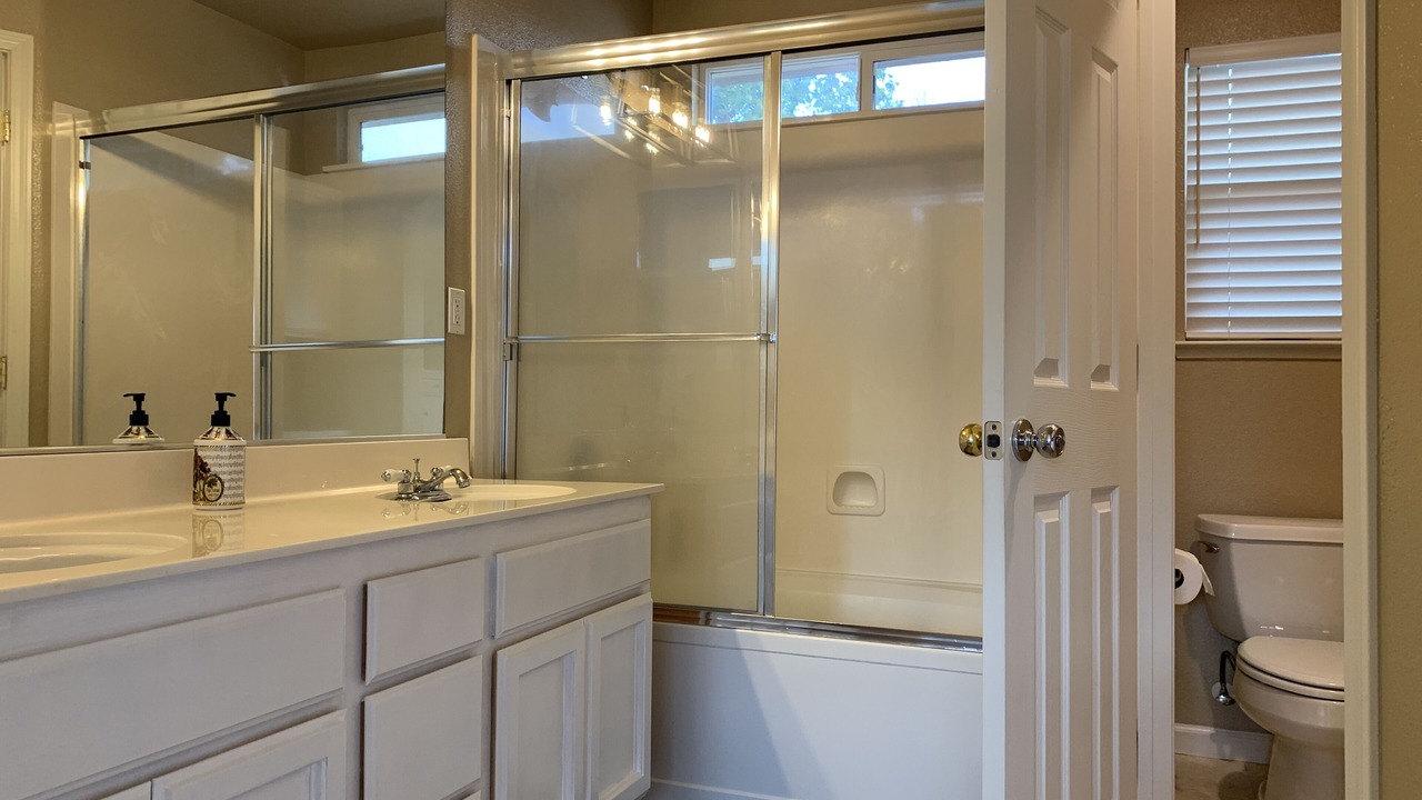 Photo of Bathroom in Elk Grove