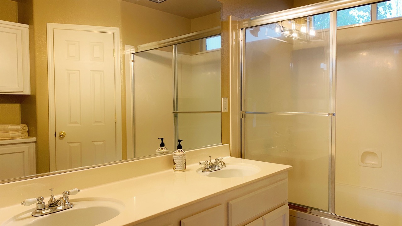 Photo of Bathroom in Elk Grove