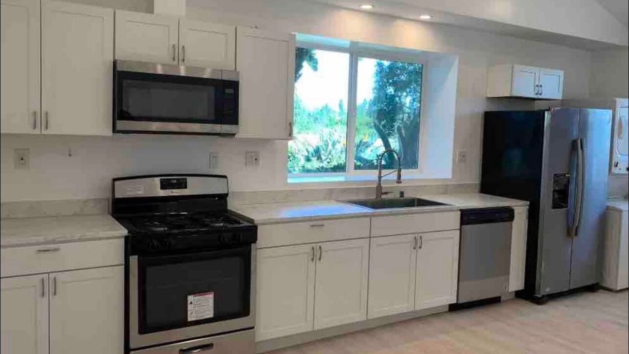 Photo of Kitchen in Canoga Park