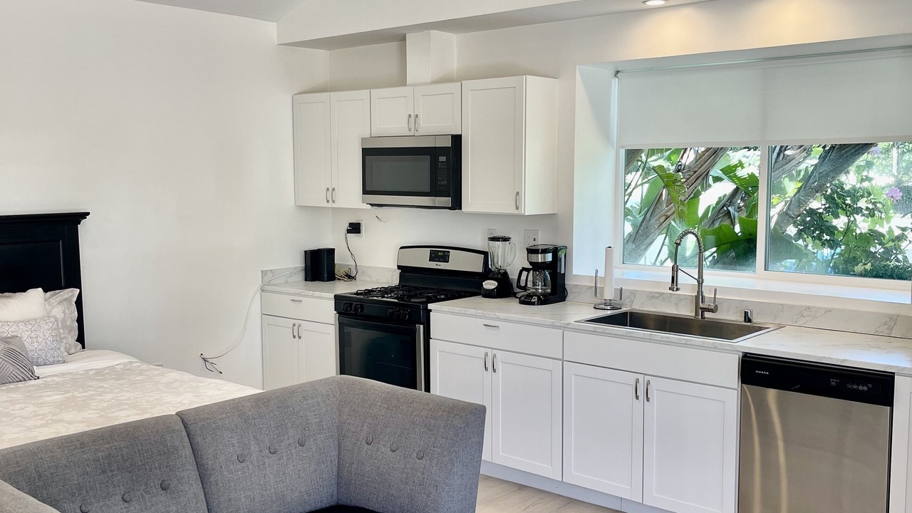 Photo of Kitchen in Canoga Park
