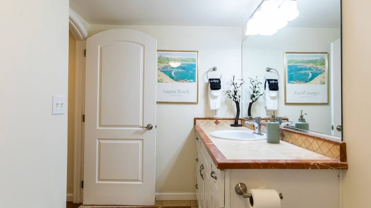 Photo of Bathroom in Ridgecrest