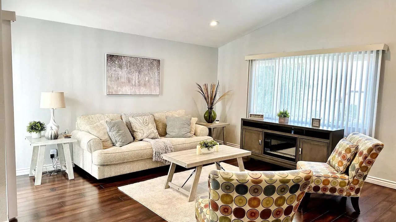 Photo of Livingroom in Patton
