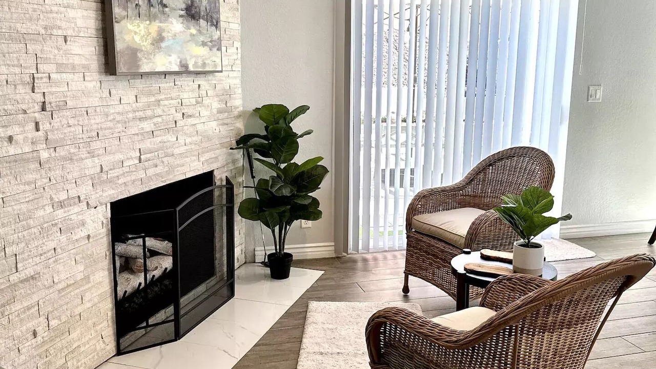 Photo of Livingroom in Patton