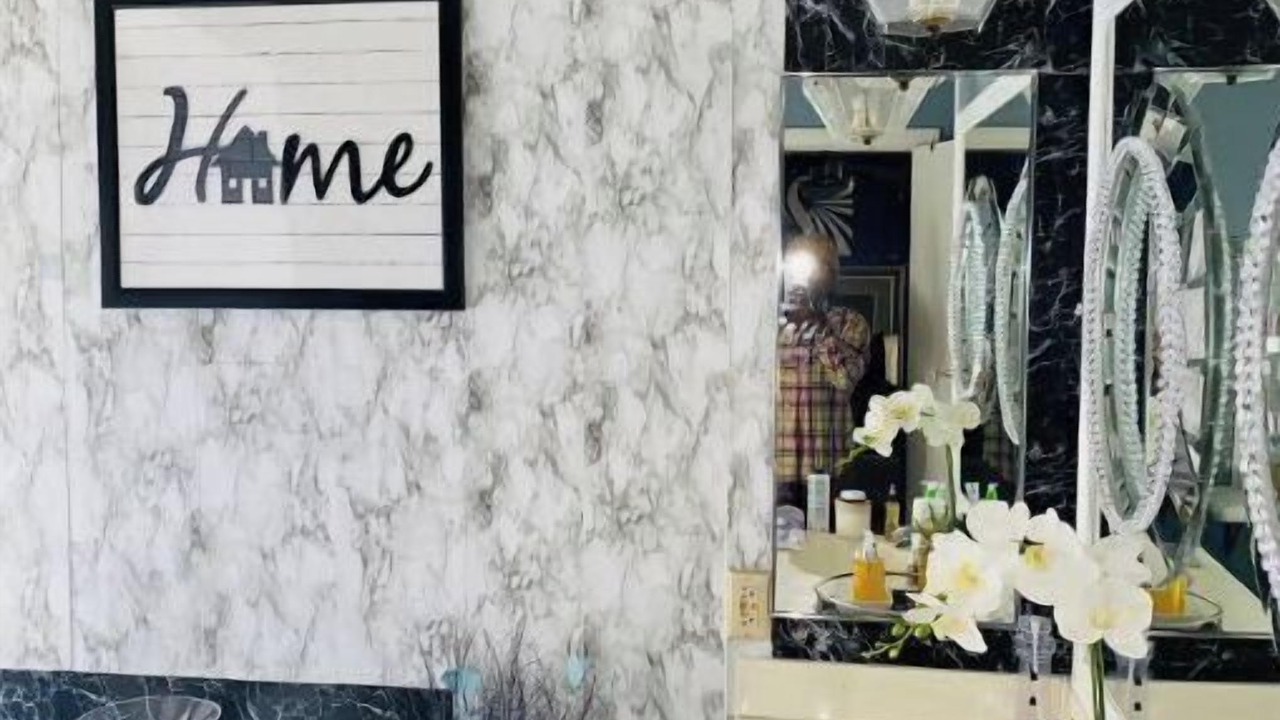 Photo of Bathroom in Canoga Park