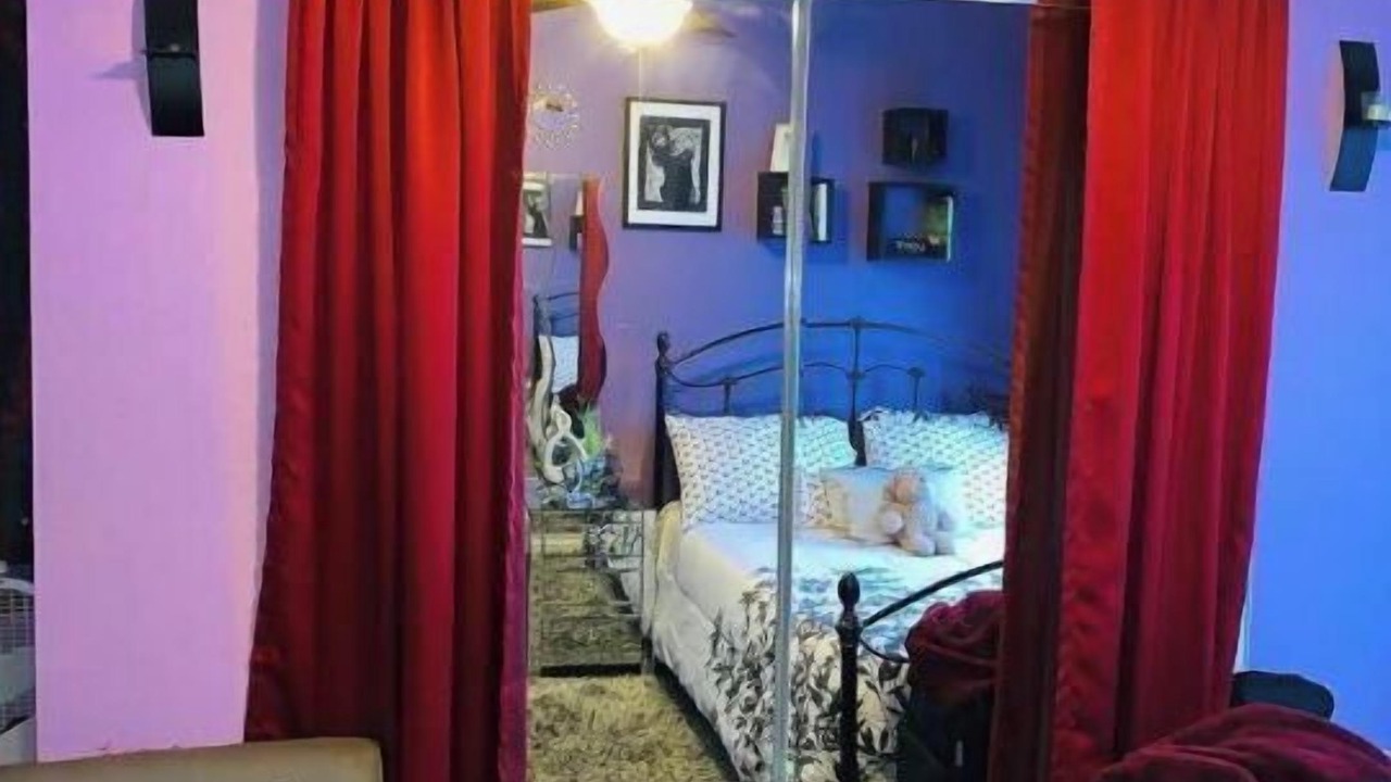 Photo of Bedroom in Canoga Park