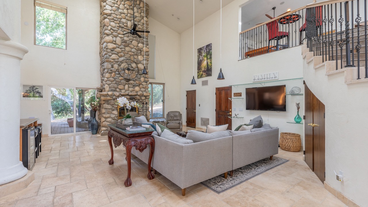 Photo of Livingroom in Carmel Valley