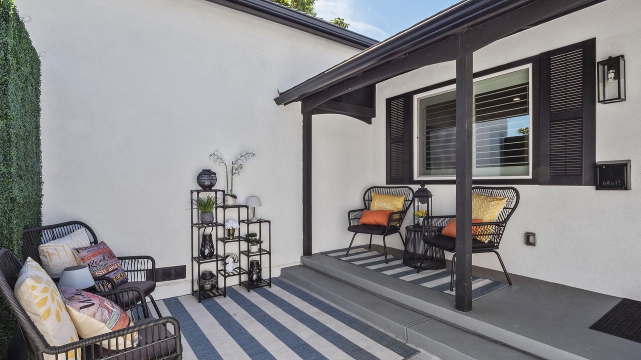 Photo of Patio Balcony in Panorama City