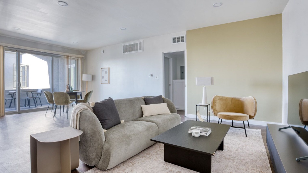 Photo of Livingroom in Hollywood Hills