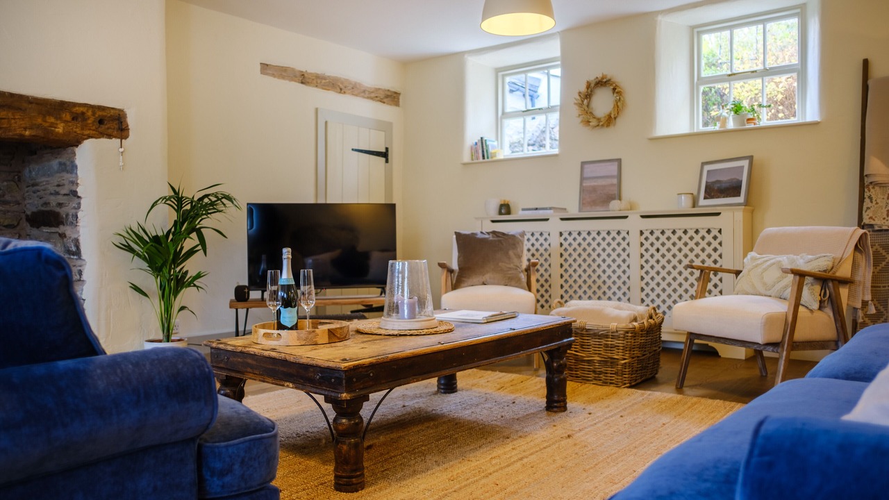 Photo of Livingroom in Low Newton