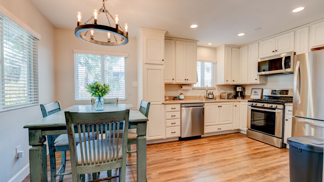 Photo of Kitchen in South Redlands