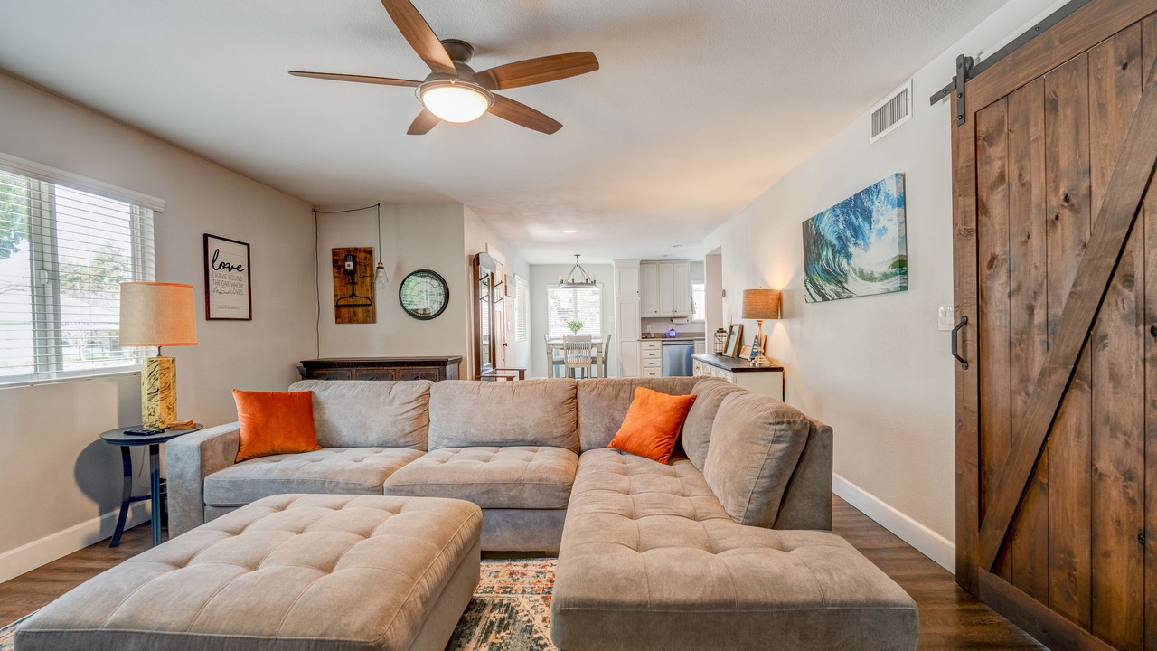 Photo of Livingroom in South Redlands