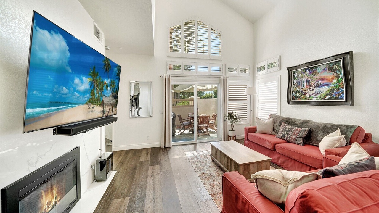 Photo of Livingroom in Laguna Niguel