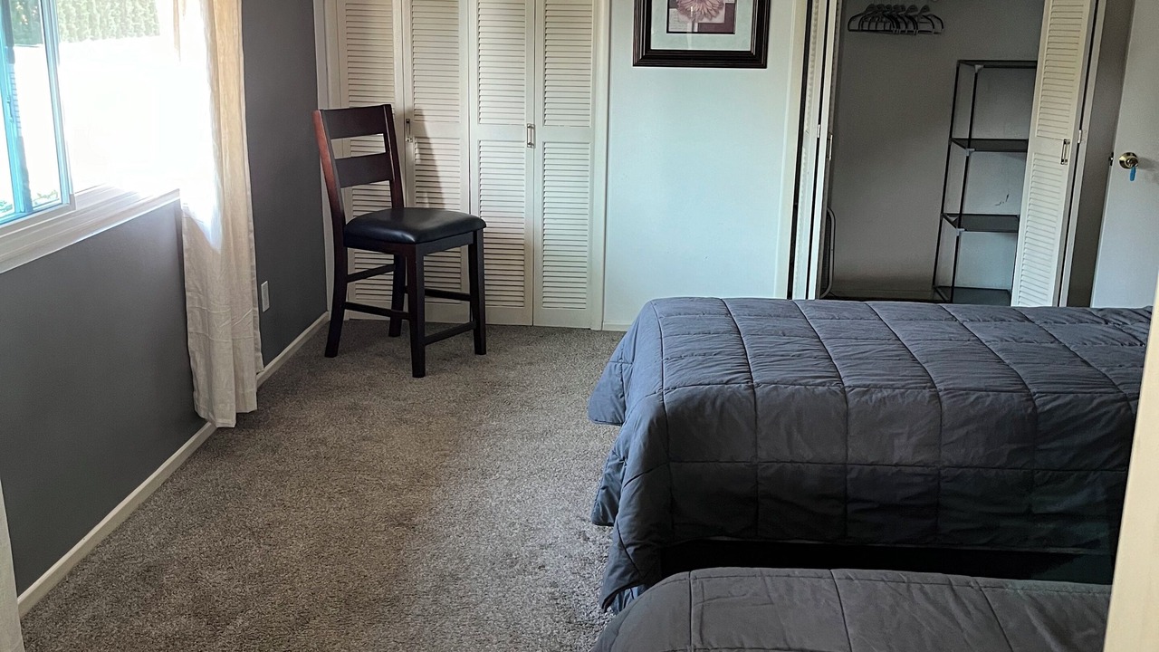 Photo of Bedroom in Orange
