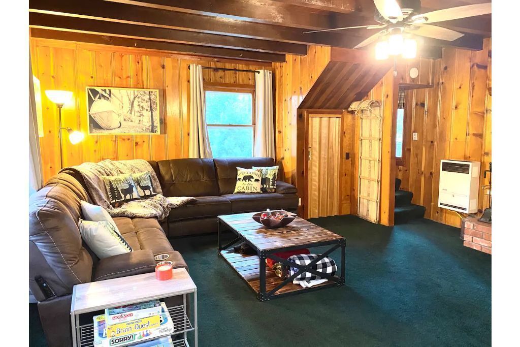 Photo of Livingroom in Green Valley Lake