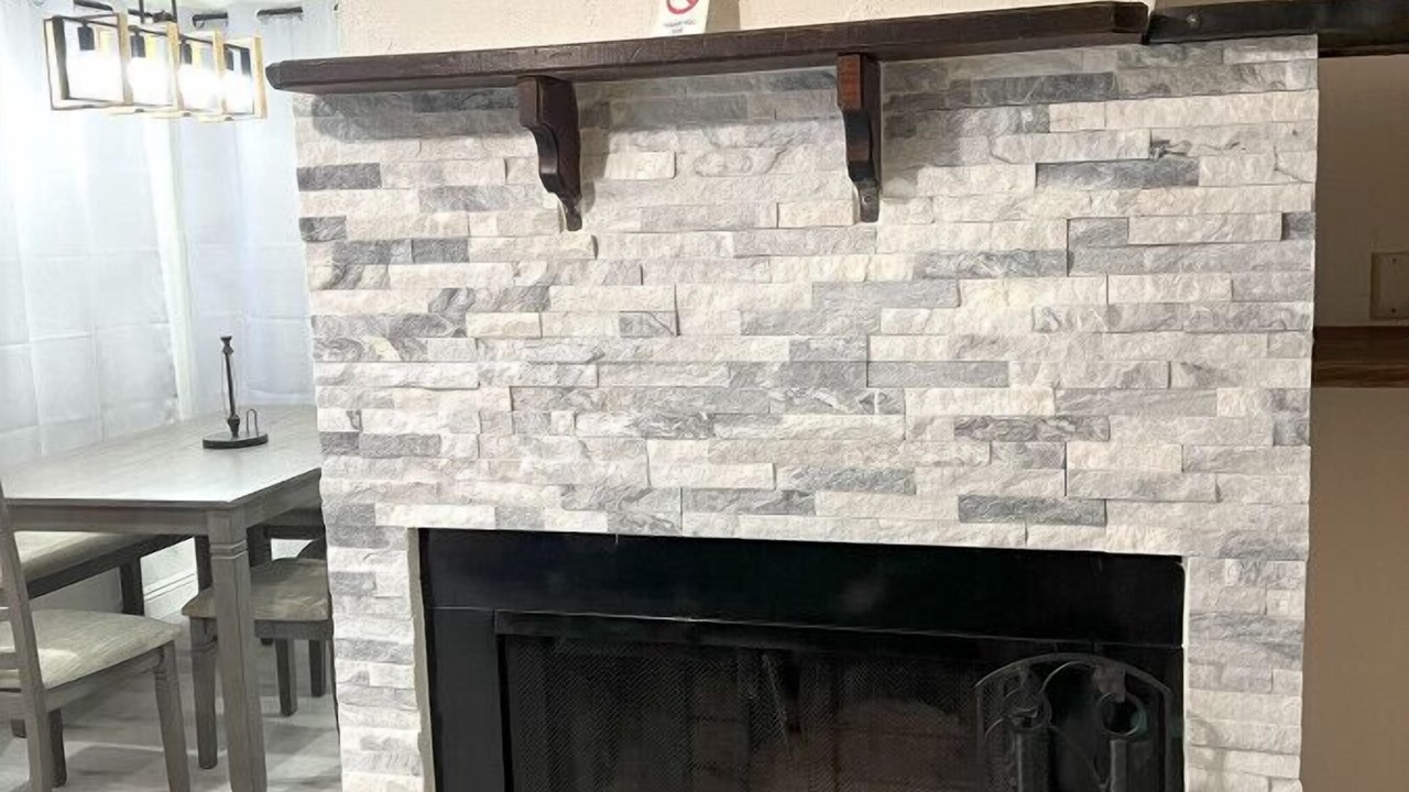 Photo of Livingroom in The Village