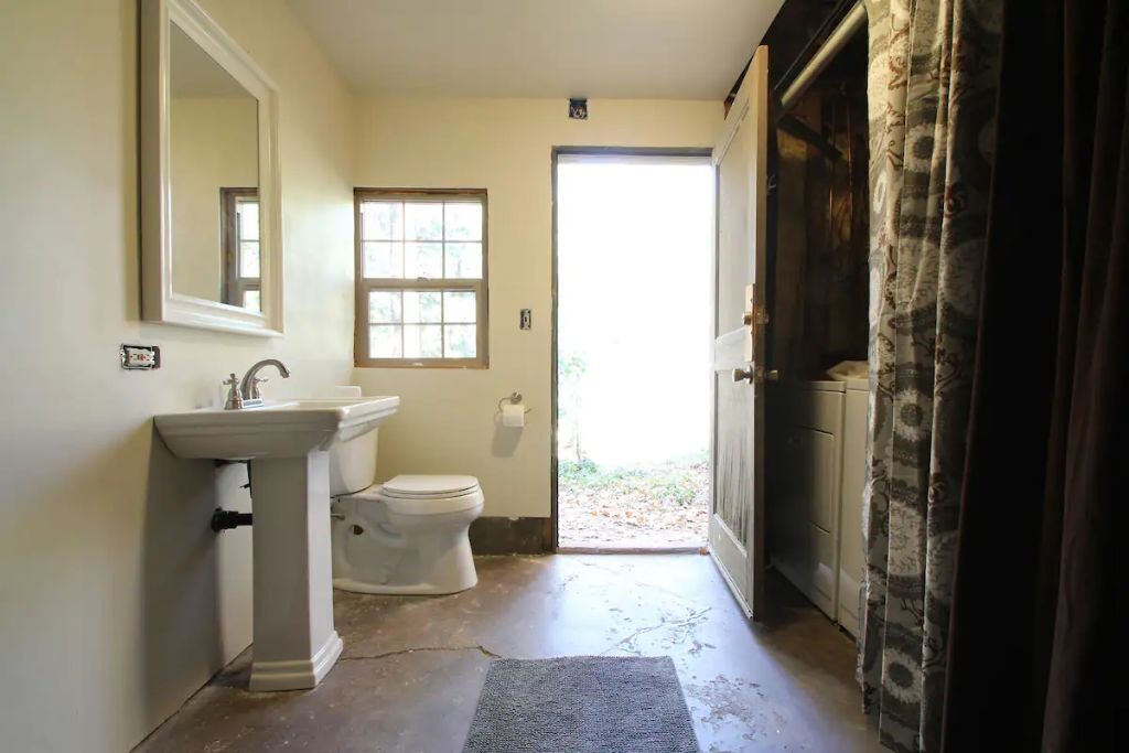 Photo of Bathroom in Idyllwild