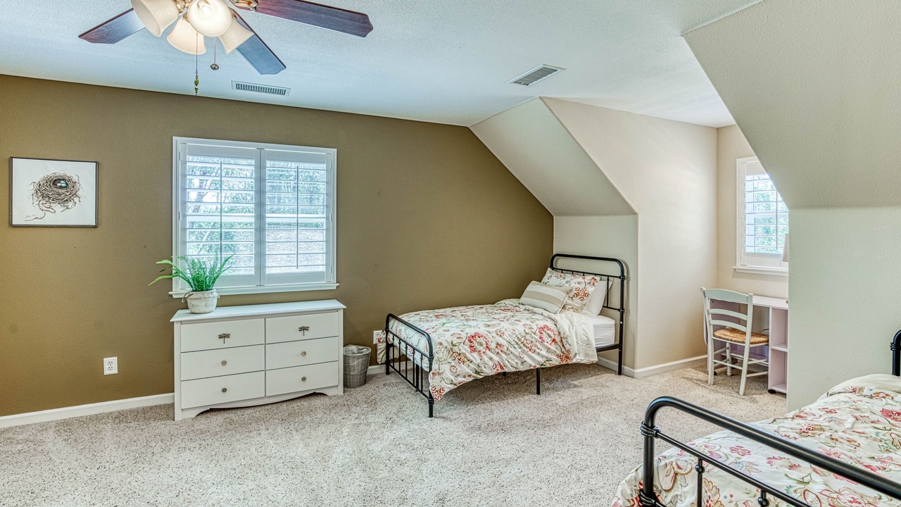 Photo of Bedroom in Mariposa