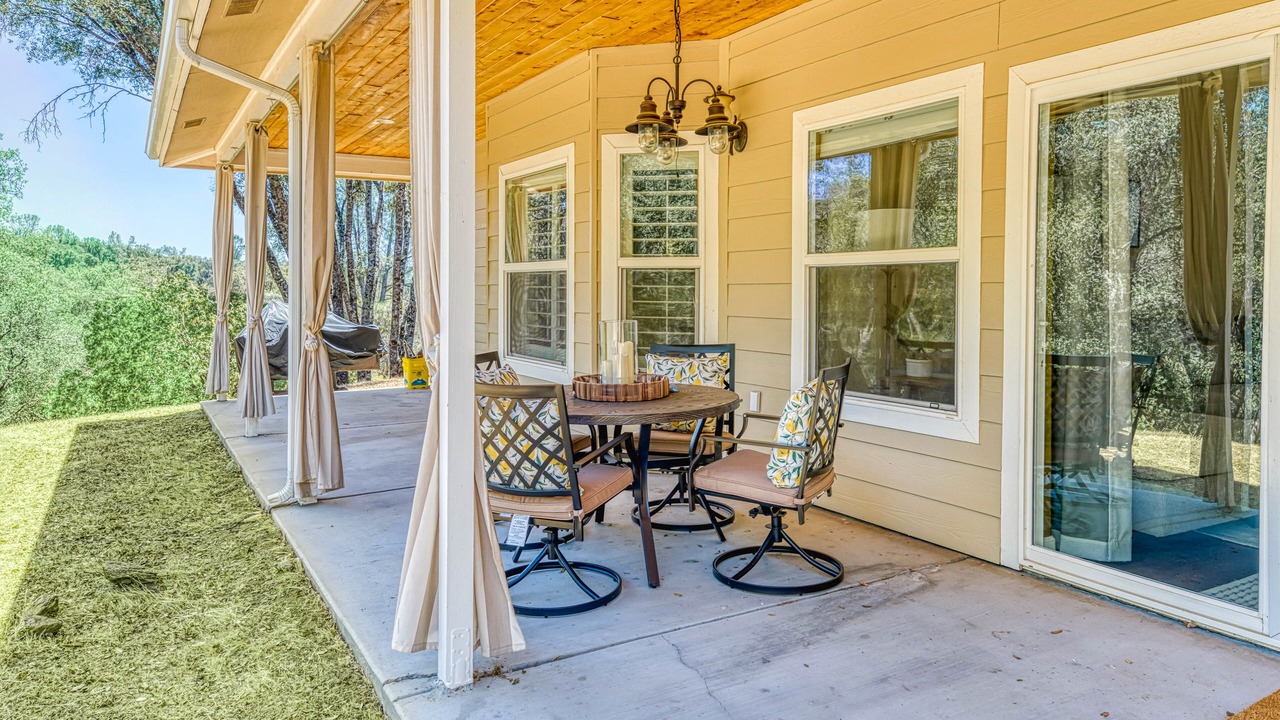 Photo of Outdoor in Mariposa