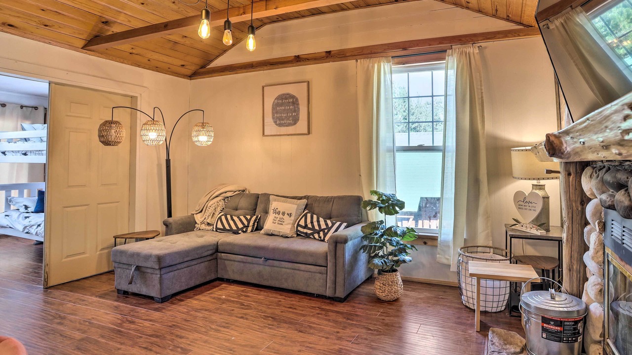 Photo of Livingroom in Boulder Bay