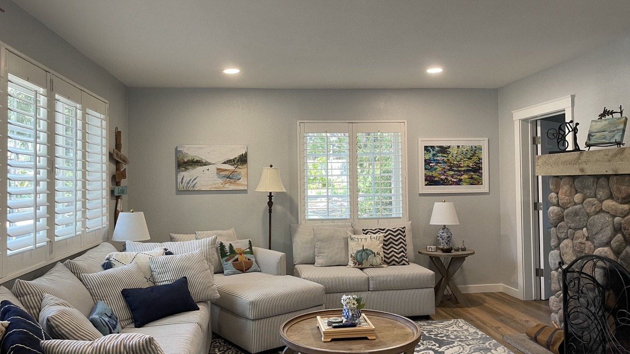 Photo of Livingroom in Cedar Glen