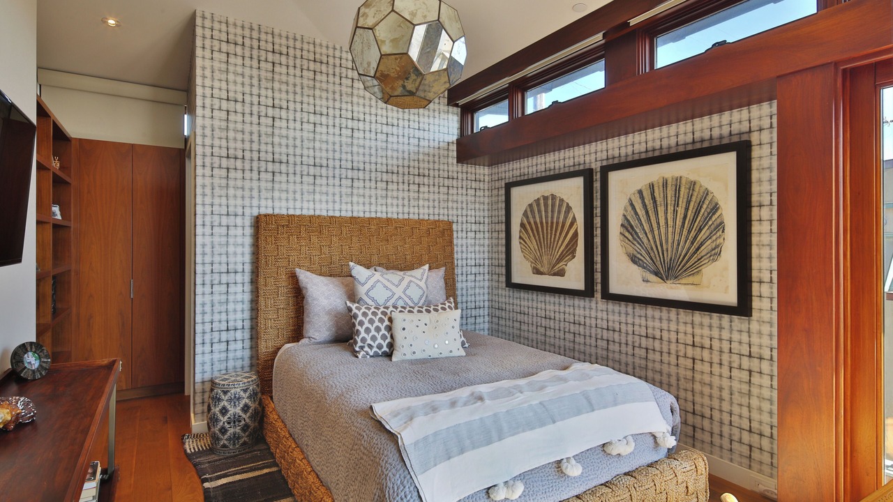 Photo of Bedroom in The Strand