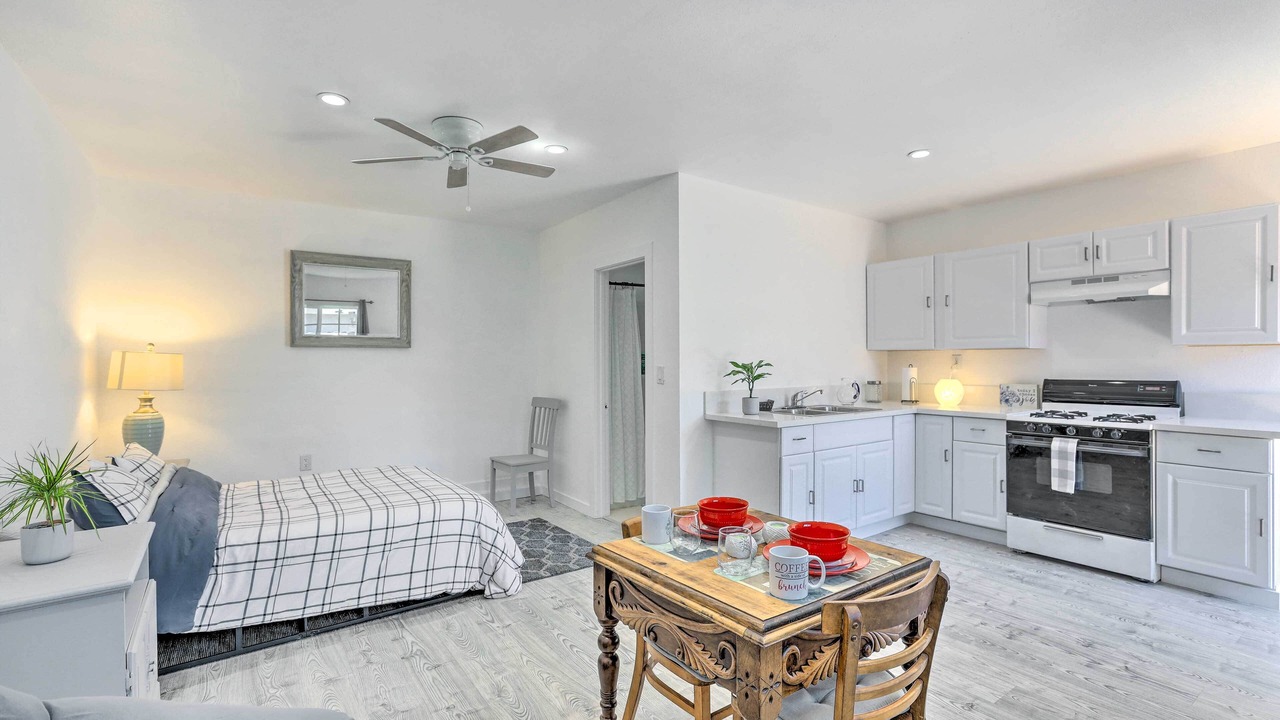 Photo of Bedroom in Lompoc
