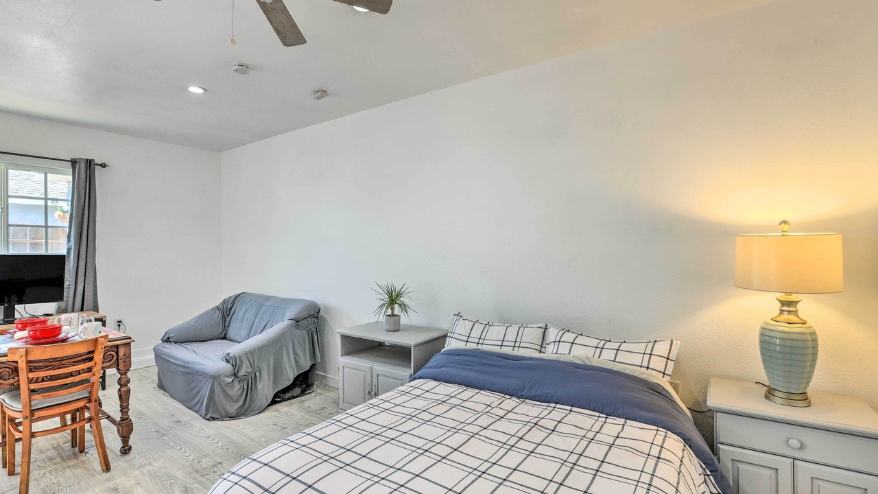 Photo of Bedroom in Lompoc