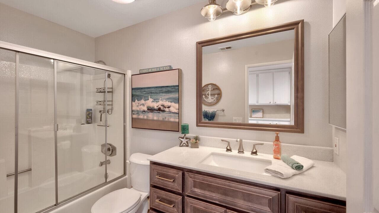 Photo of Bathroom in Huntington Beach