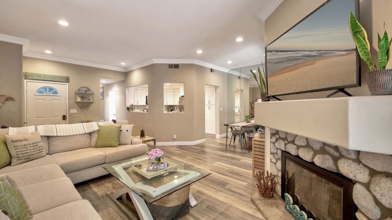 Photo of Bedroom in Huntington Beach