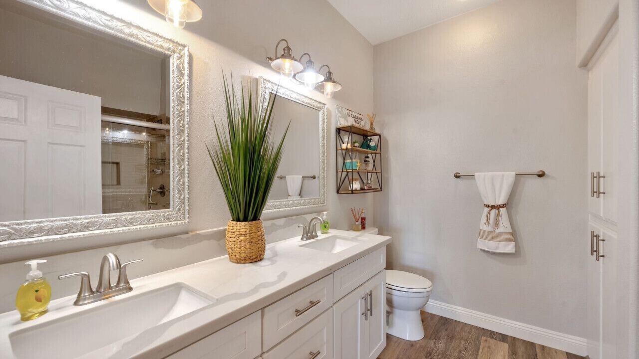Photo of Bathroom in Huntington Beach