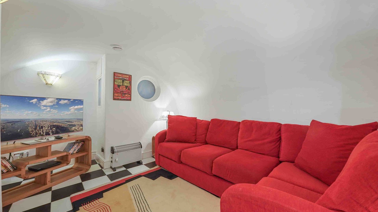 Photo of Livingroom in London City Centre