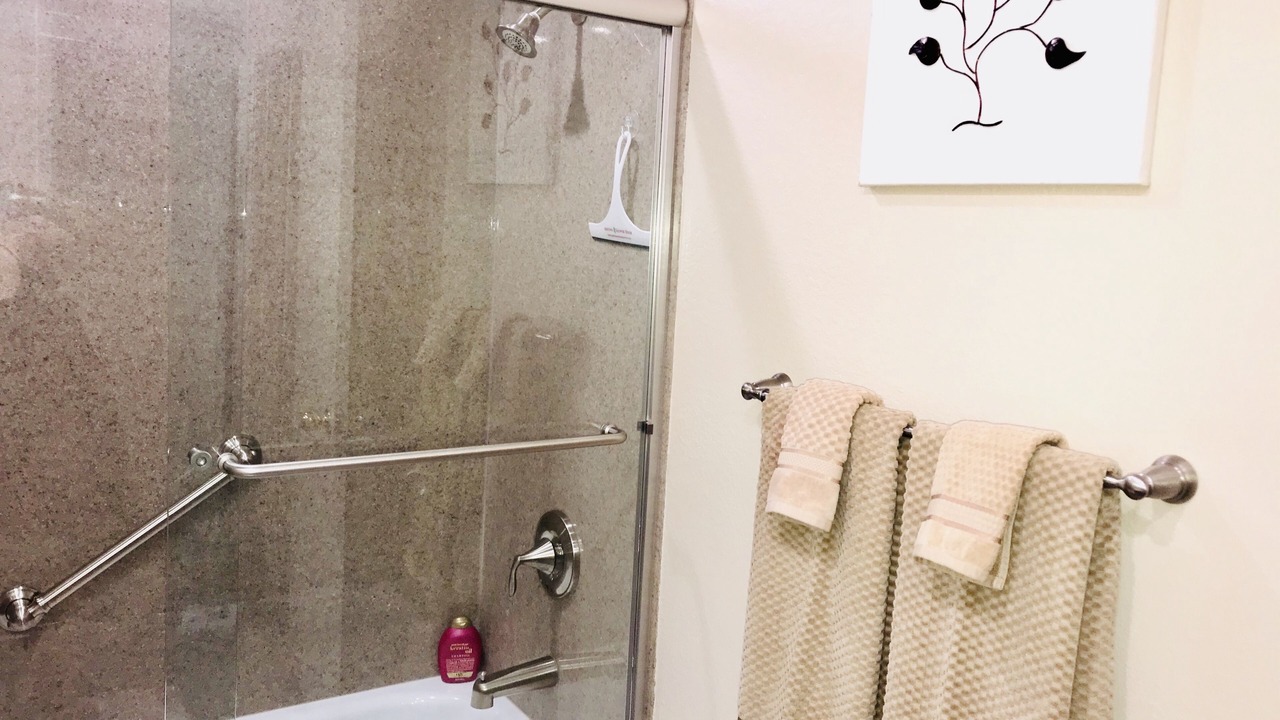 Photo of Bathroom in La Quinta Cove