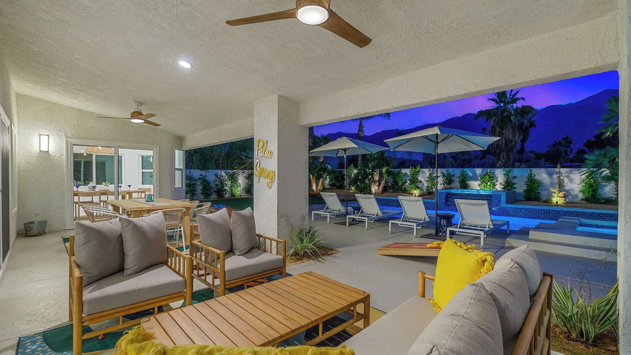 Photo of Patio Balcony in Araby Commons