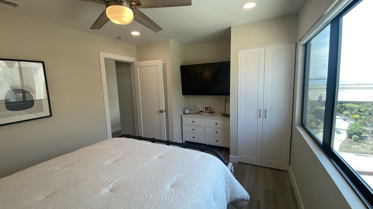 Photo of Bedroom in Peninsula