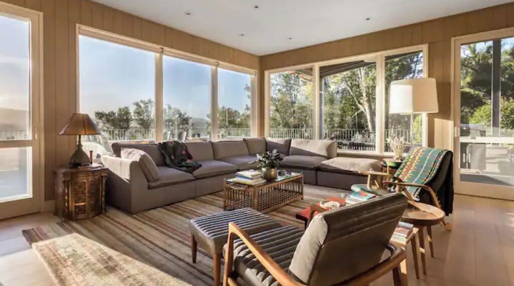 Photo of Livingroom in Point Reyes Station