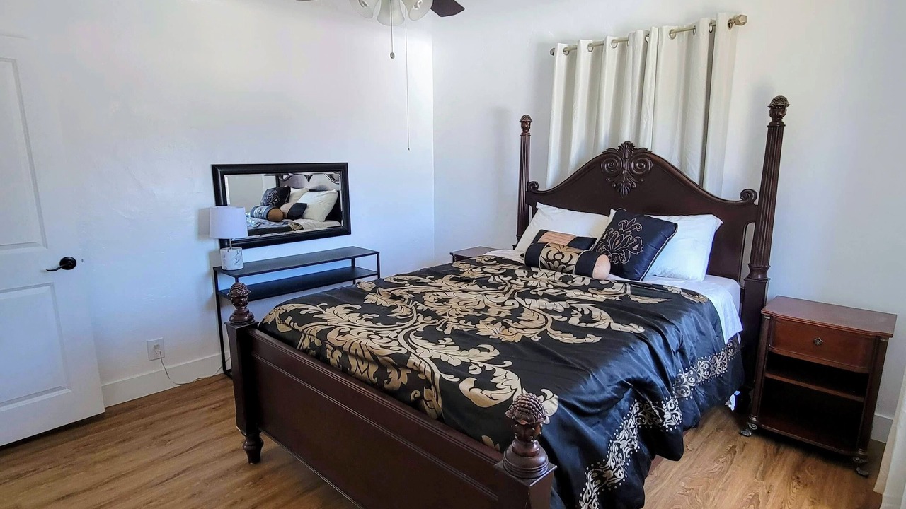 Photo of Bedroom in South Wrigley