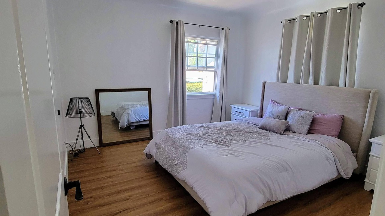 Photo of Bedroom in South Wrigley