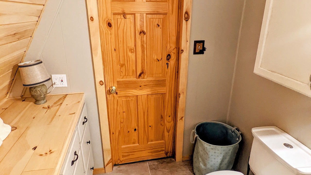 Photo of Bathroom in Wofford Heights