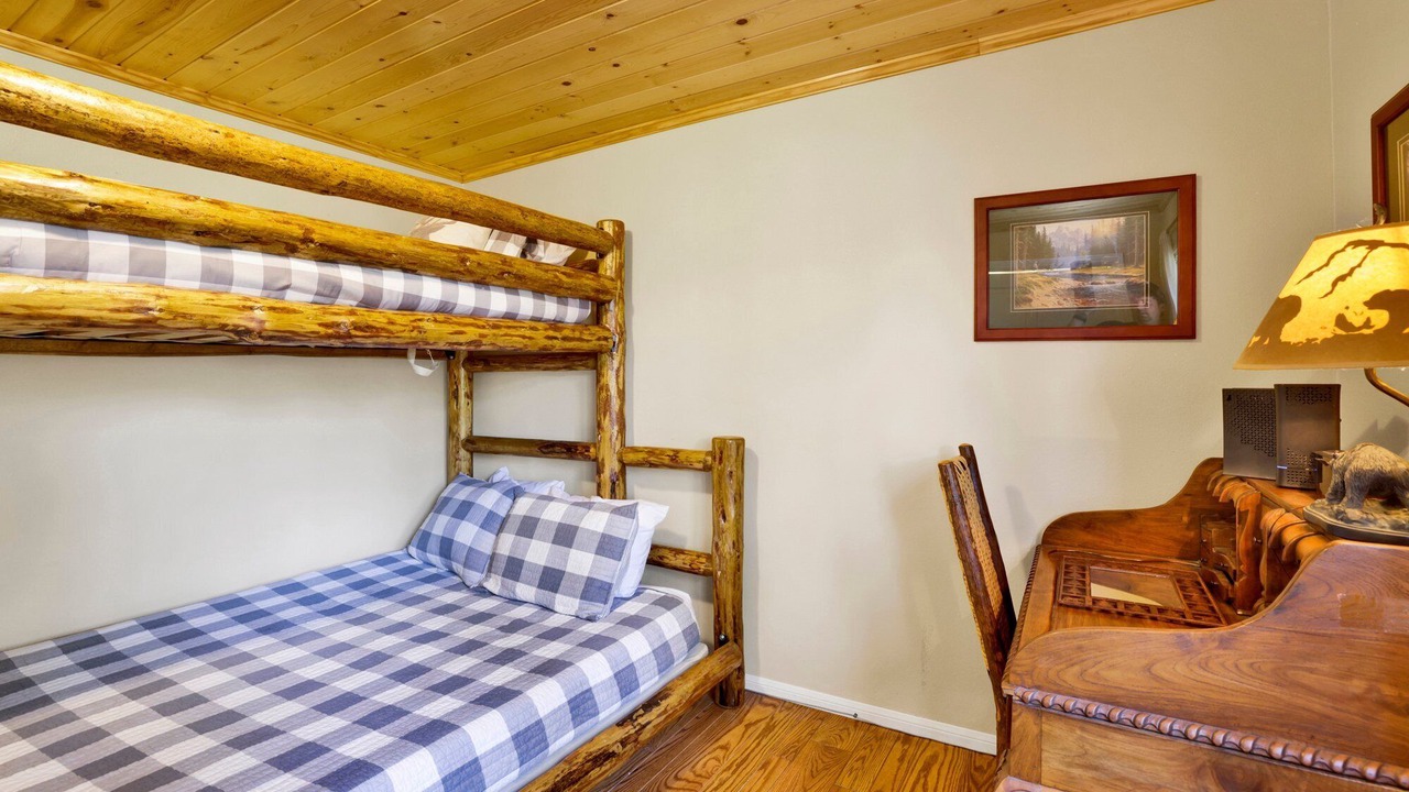 Photo of Bedroom in Boulder Bay