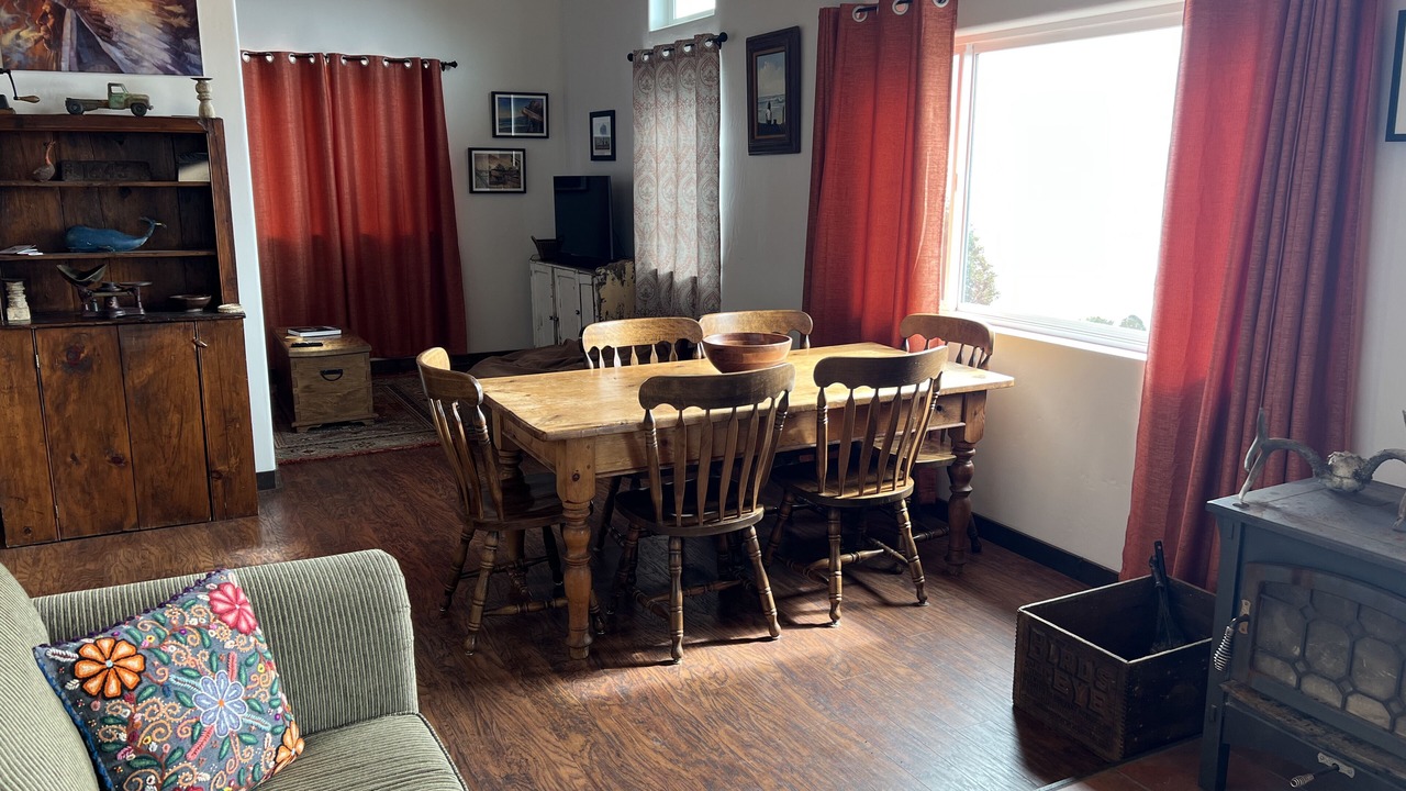 Photo of Livingroom in Shelter Cove