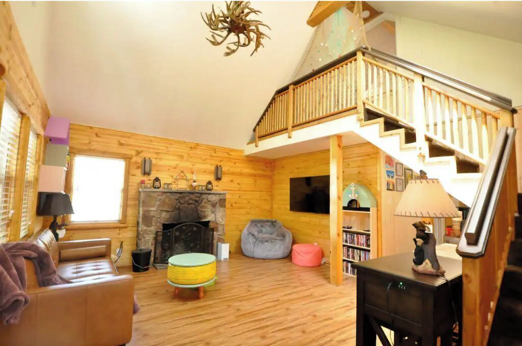 Photo of Livingroom in Patton