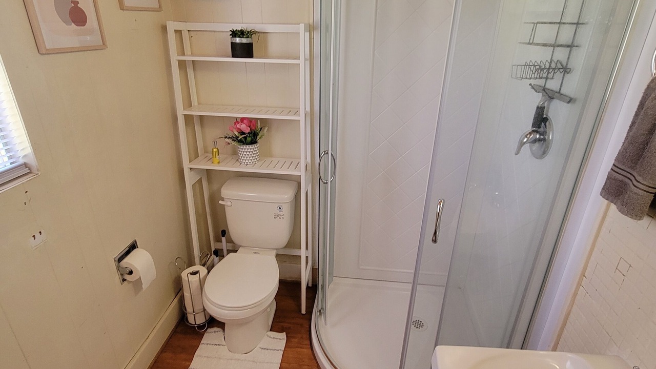 Photo of Bathroom in Bodfish