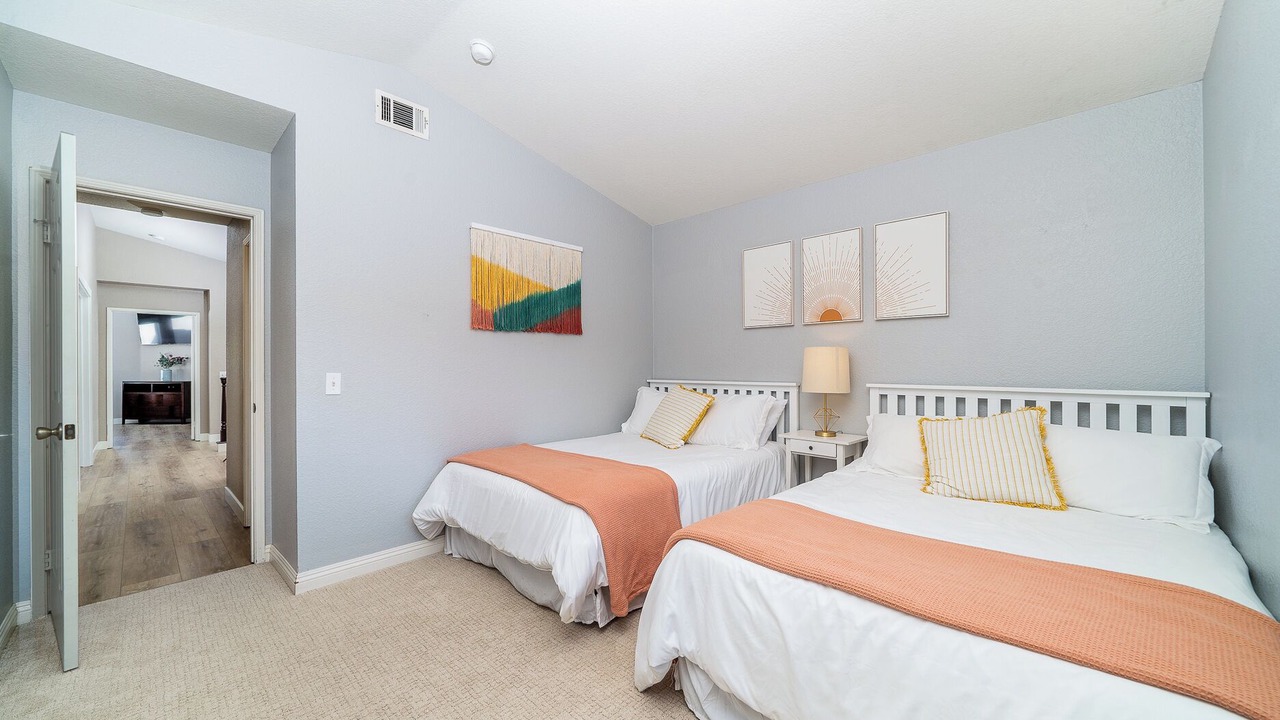 Photo of Bedroom in Vista