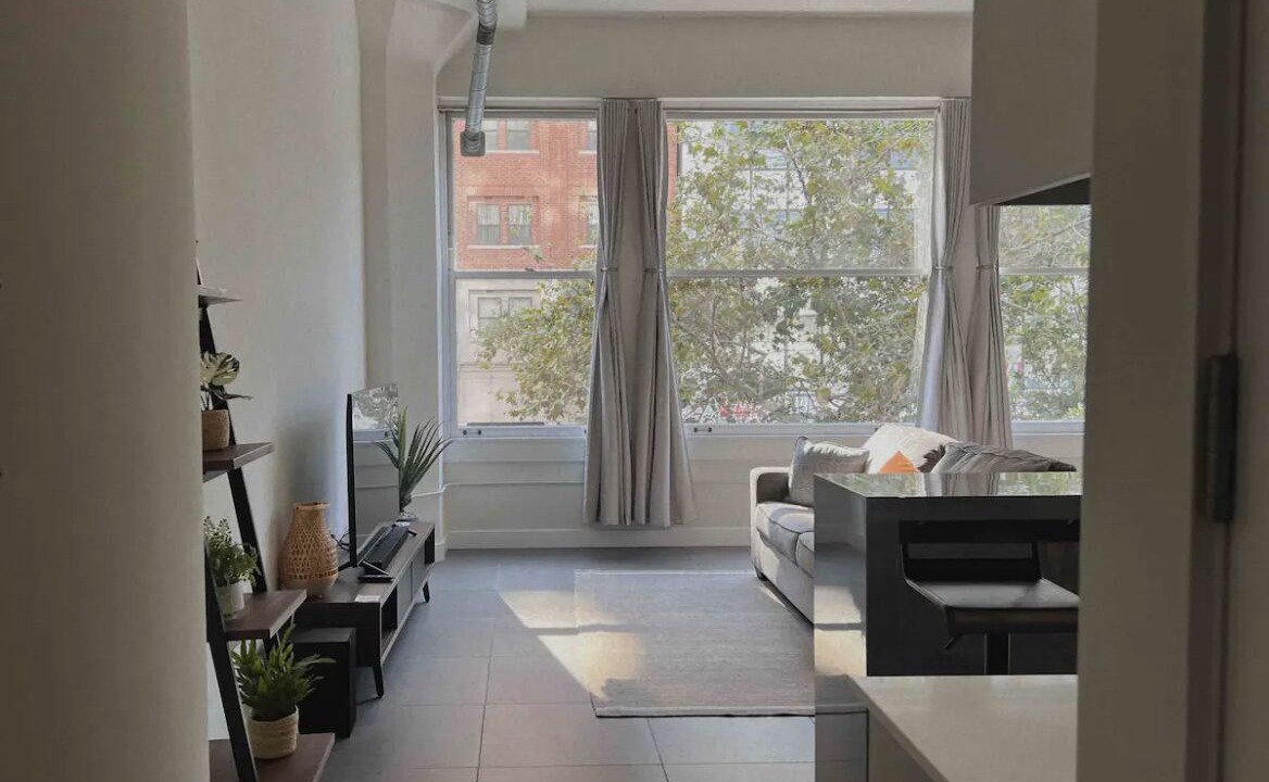 Photo of Livingroom in Downtown Los Angeles