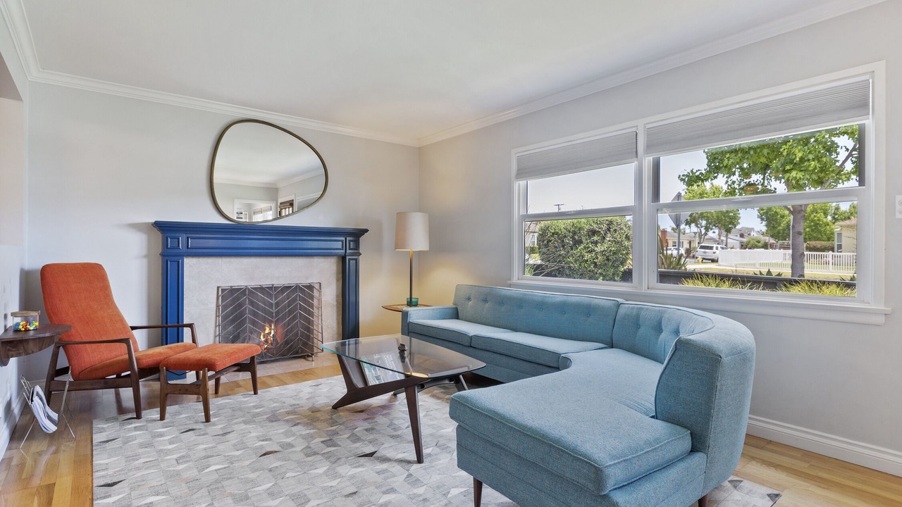 Photo of Livingroom in Ventura