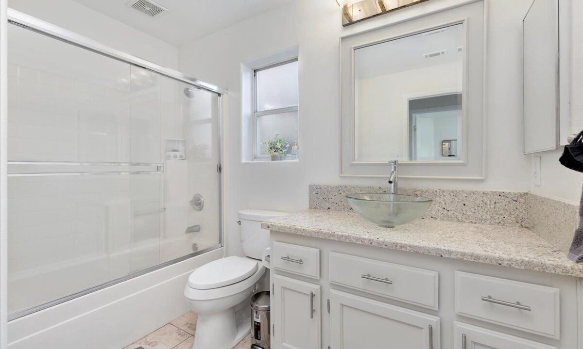 Photo of Bathroom in Greenacres