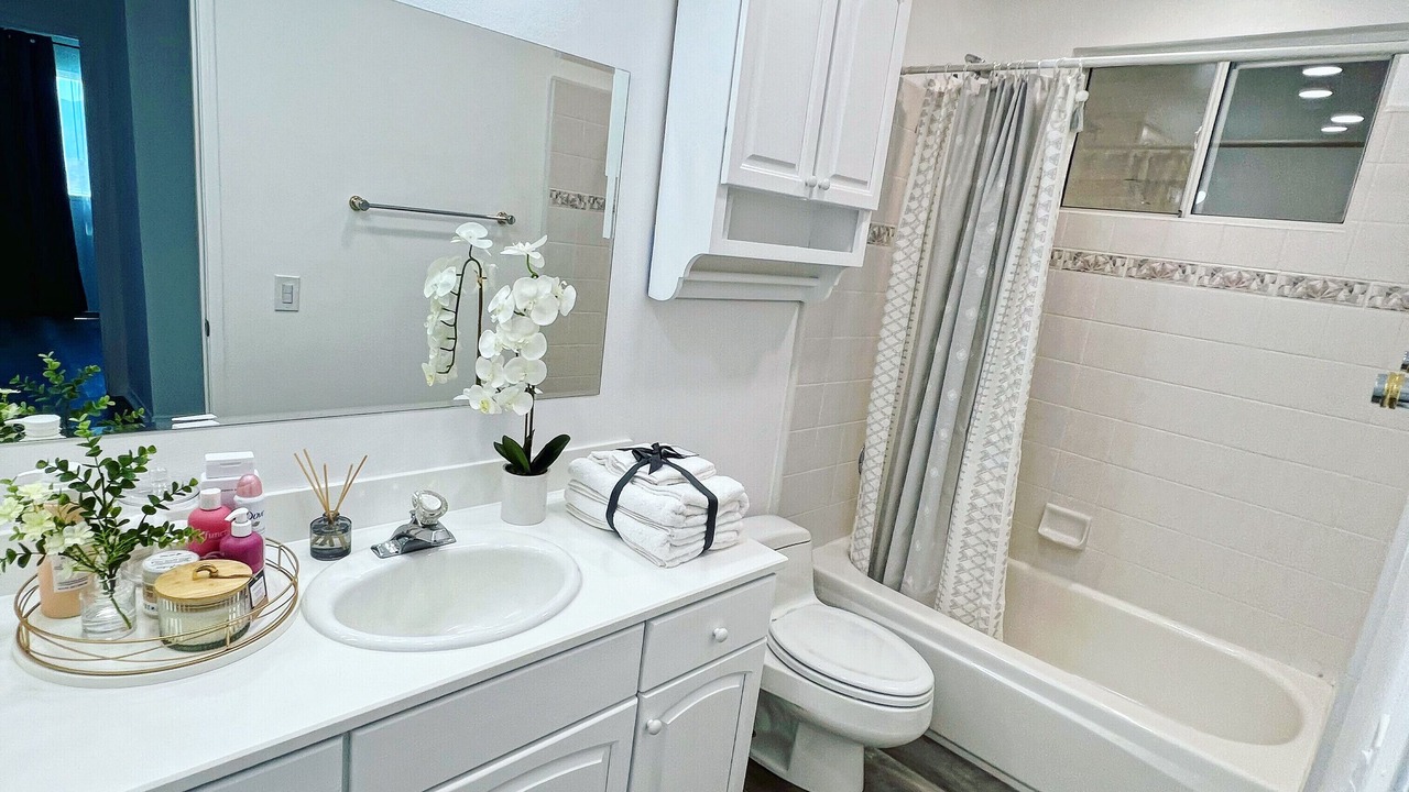 Photo of Bathroom in Newhall